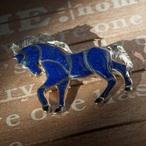 broche colgante caballo