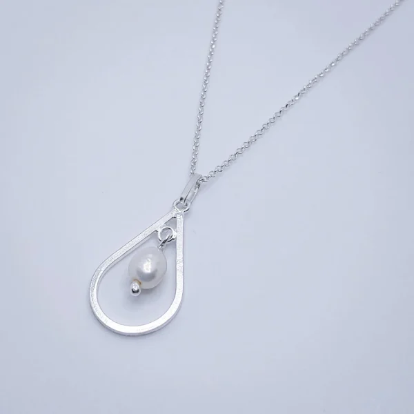 colgante perla de rio