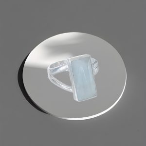 Anillo con aguamarina