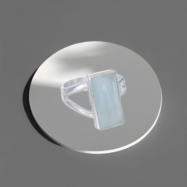 Anillo con aguamarina